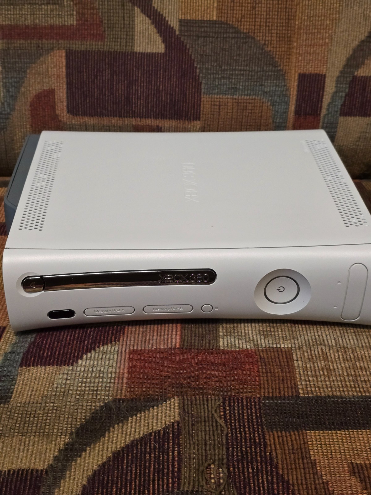 Microsoft Xbox 360 Console 20GB Bundle Controller Cords and Accessories 20GB