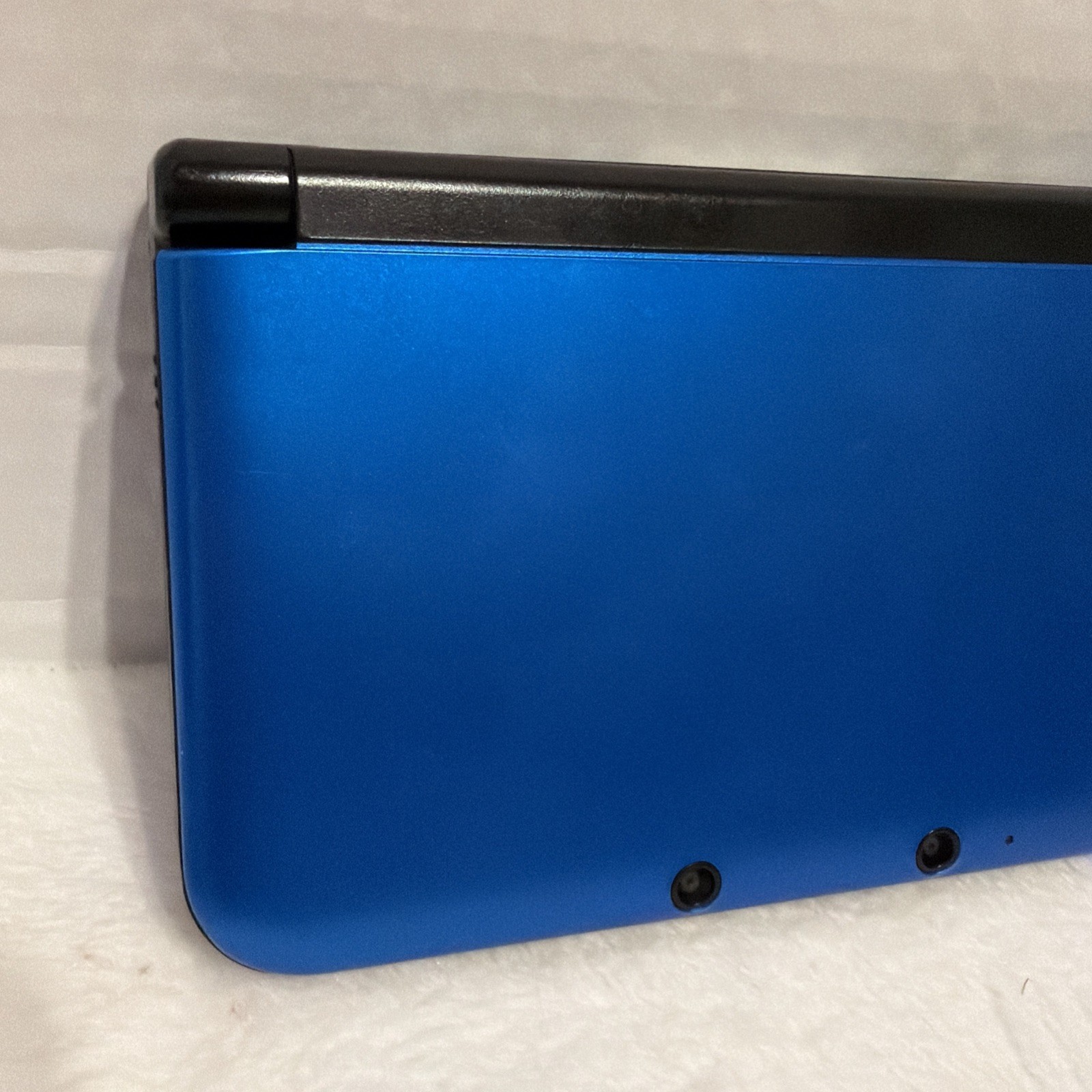 Nintendo 3DS XL Blue W/ Charger 4GB SD Super Mario 3D Land Great Condition