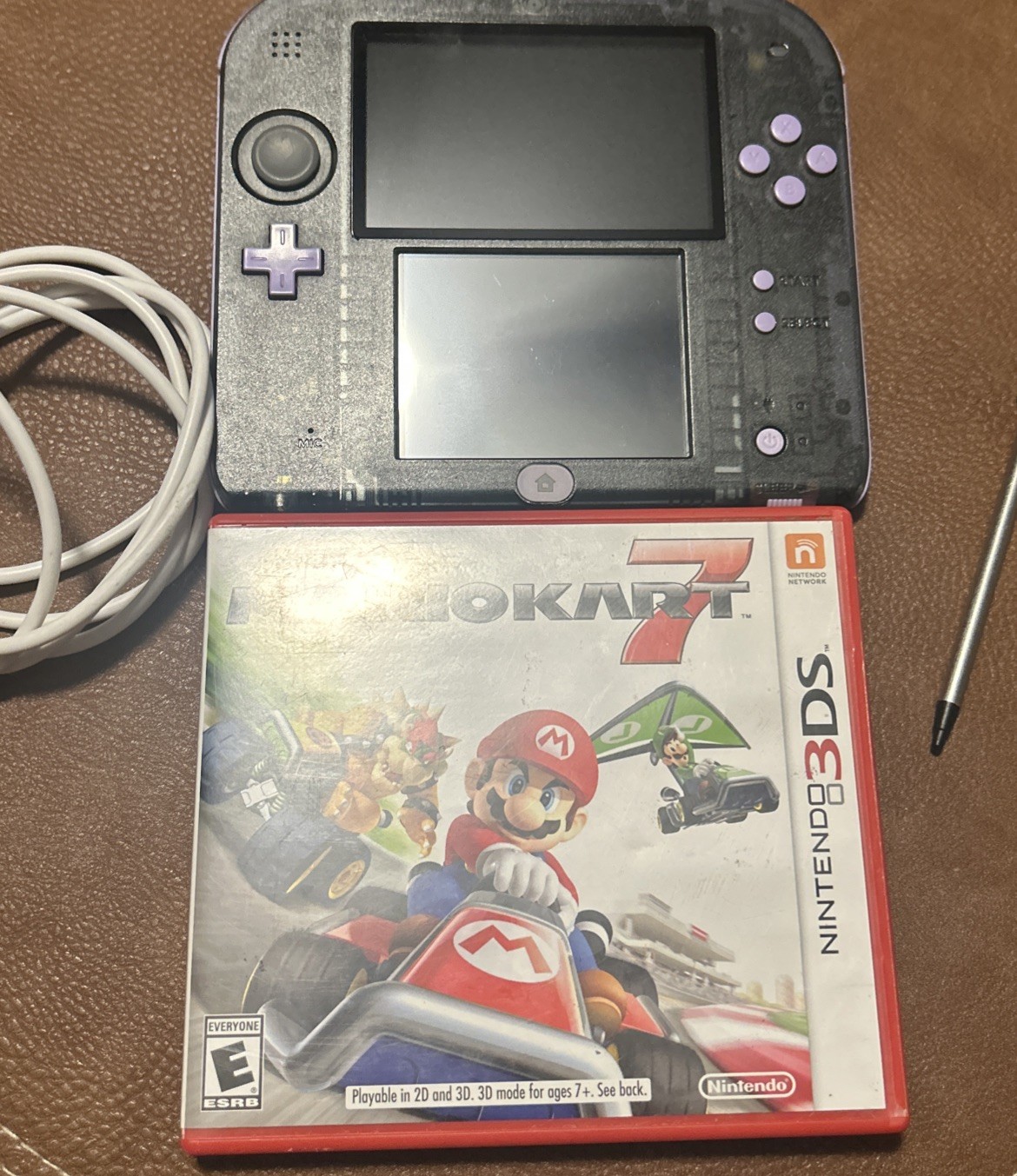 Nintendo 2DS Lavender Purple & Clear Black U/C USA Games Mariokart & Super Mario