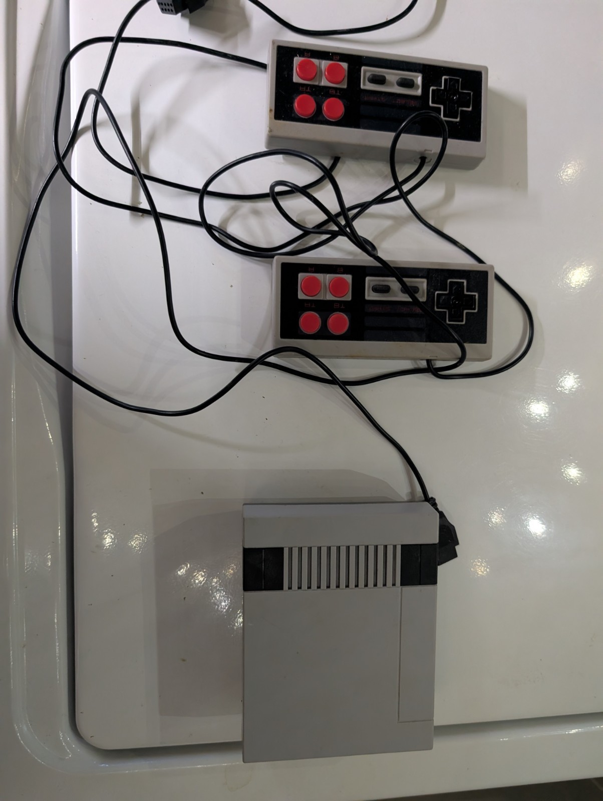 Nes Classic Mini Console Gray/Black w/ 2 Wired Controllers *Read Description*