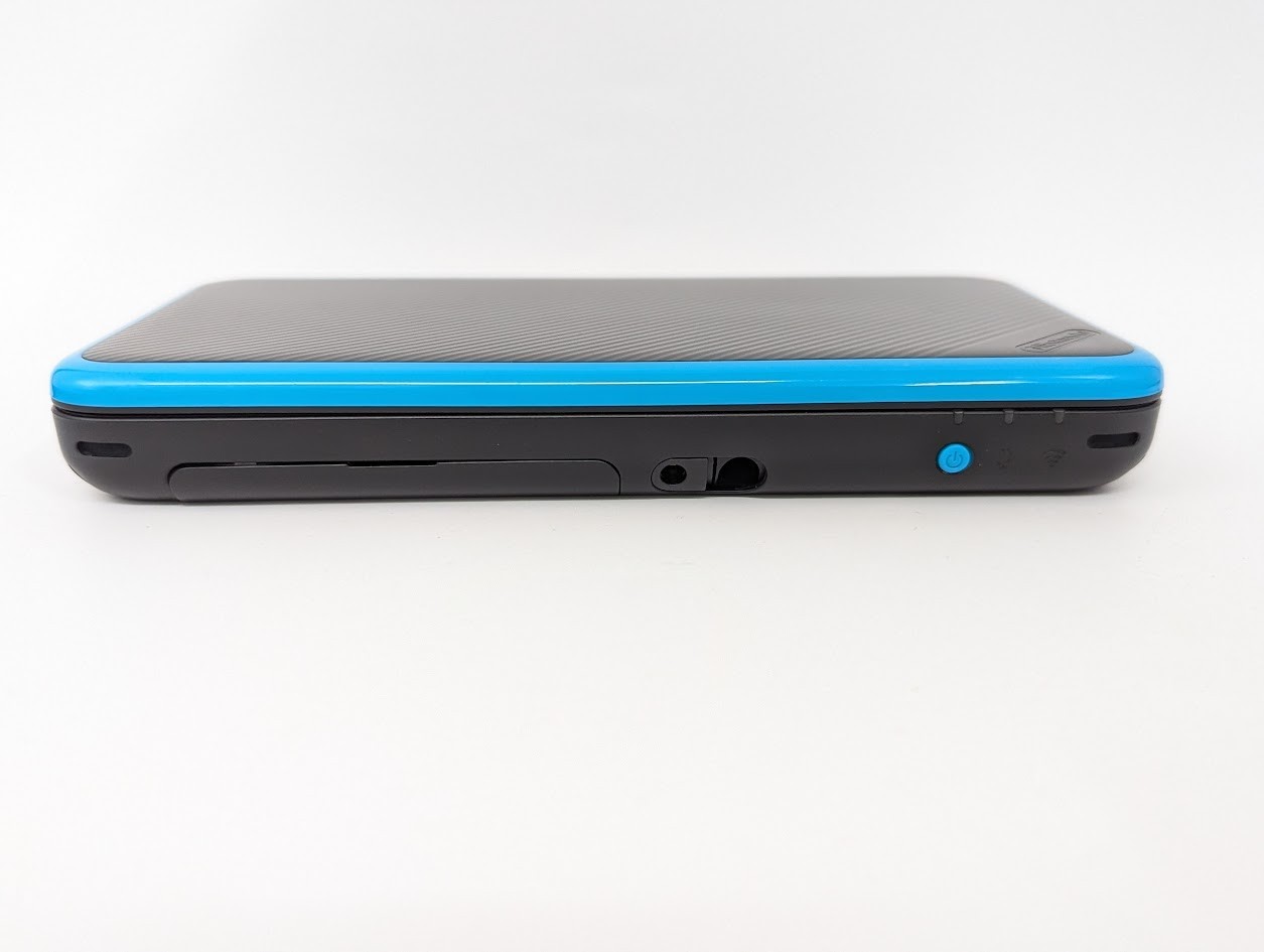 B7027 Nintendo new 2DS console LL XL Turquoise x Black Japan w/memory 4GB
