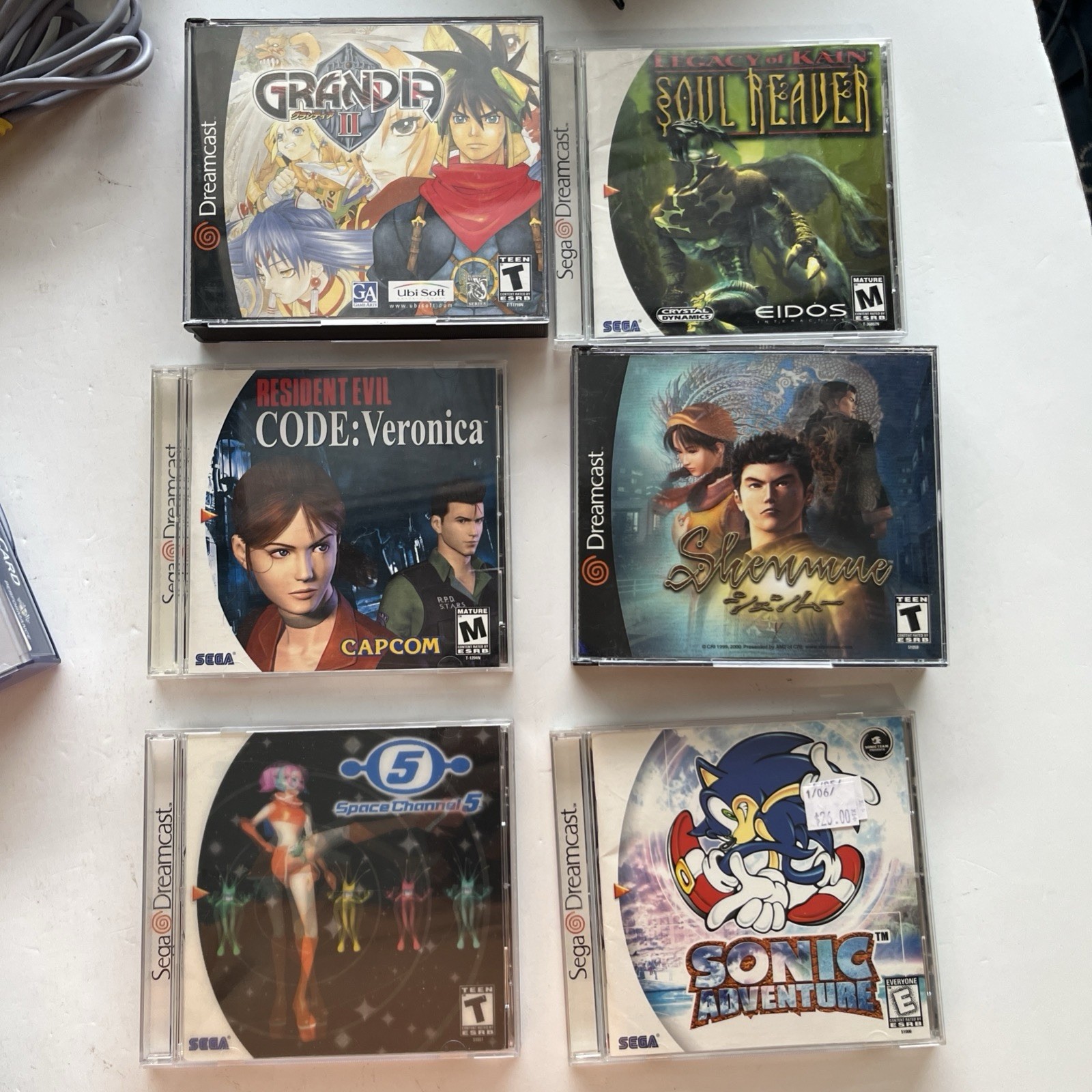 Sega Dreamcast HKT-3020 White Console Bundle Game Lot Multiple Accessories