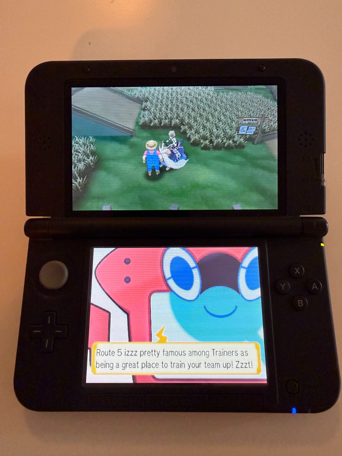 Nintendo 3DS XL Black Stylus 4 GB Charger Tested (Red / Black) US