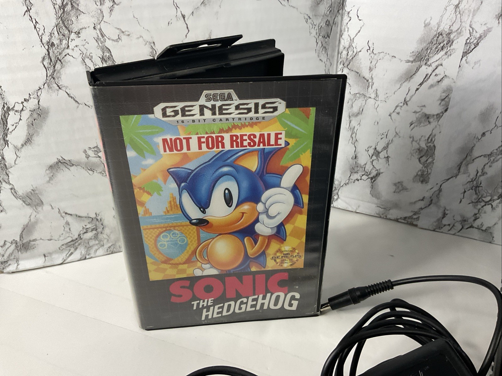 Sega 1991 Genesis Console w/Sonic The Hedgehog Game Cartridge