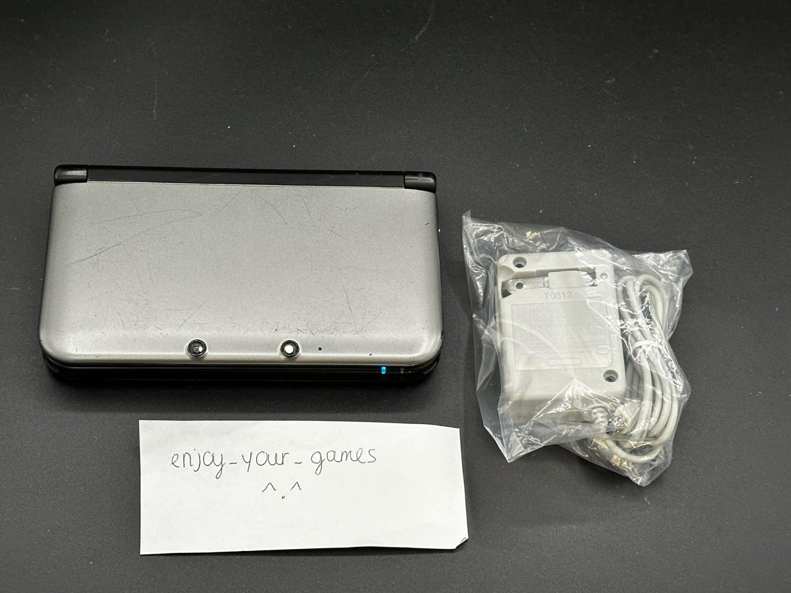 Nintendo 3DS XL LL Silver/Black | English | Charger | US Seller – SHIP IN 1-DAY