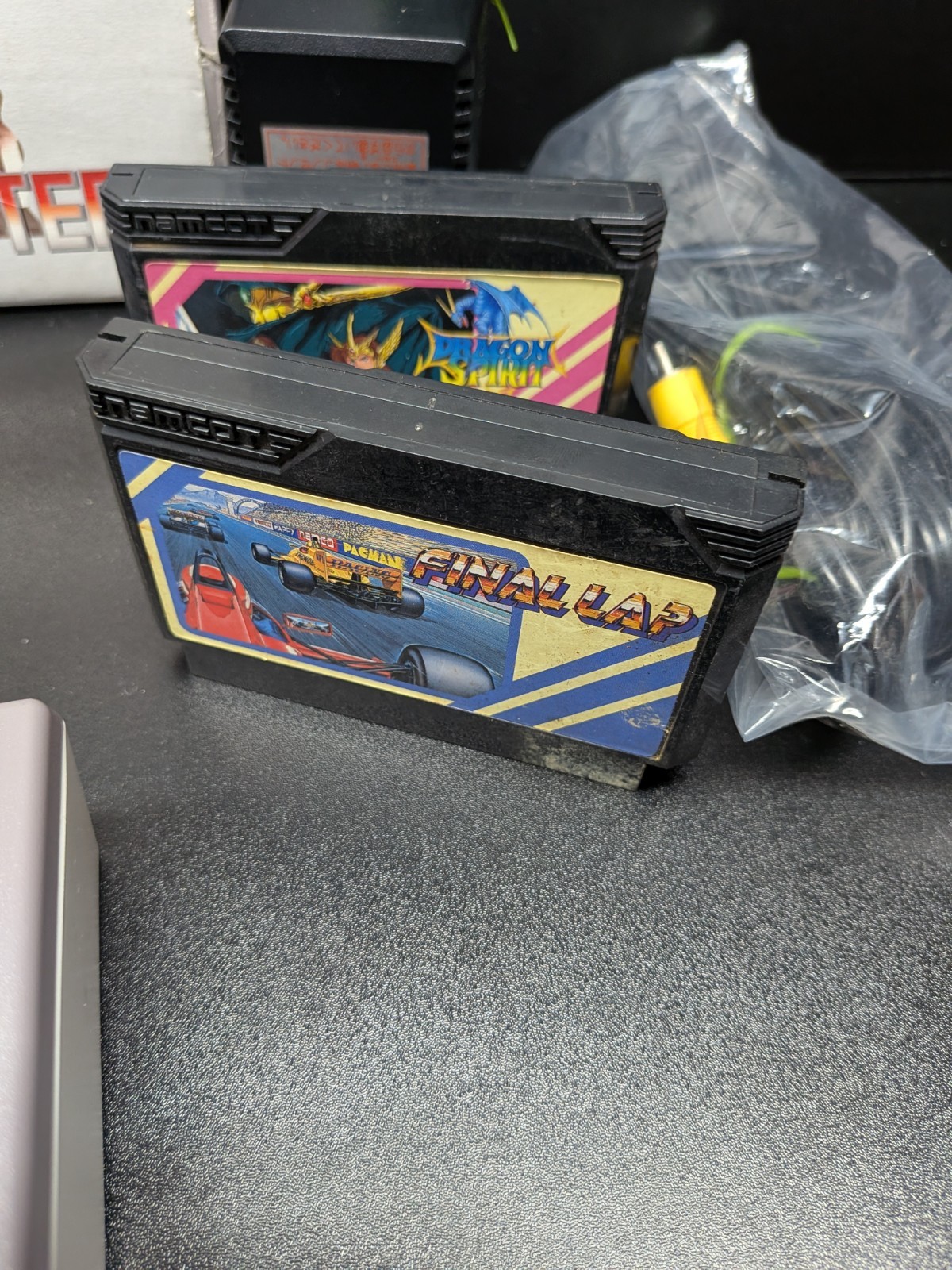 AV FAMICOM CONSOLE With Box Games & 2 Controllers US Seller Tested Works Well