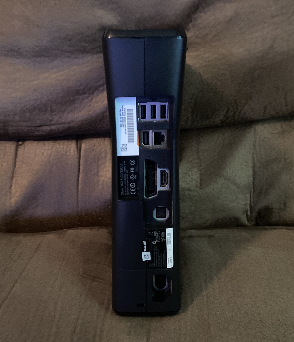Official Microsoft Xbox 360 S Black Slim Console & Wires! ~ Works Great! ~ LQQK