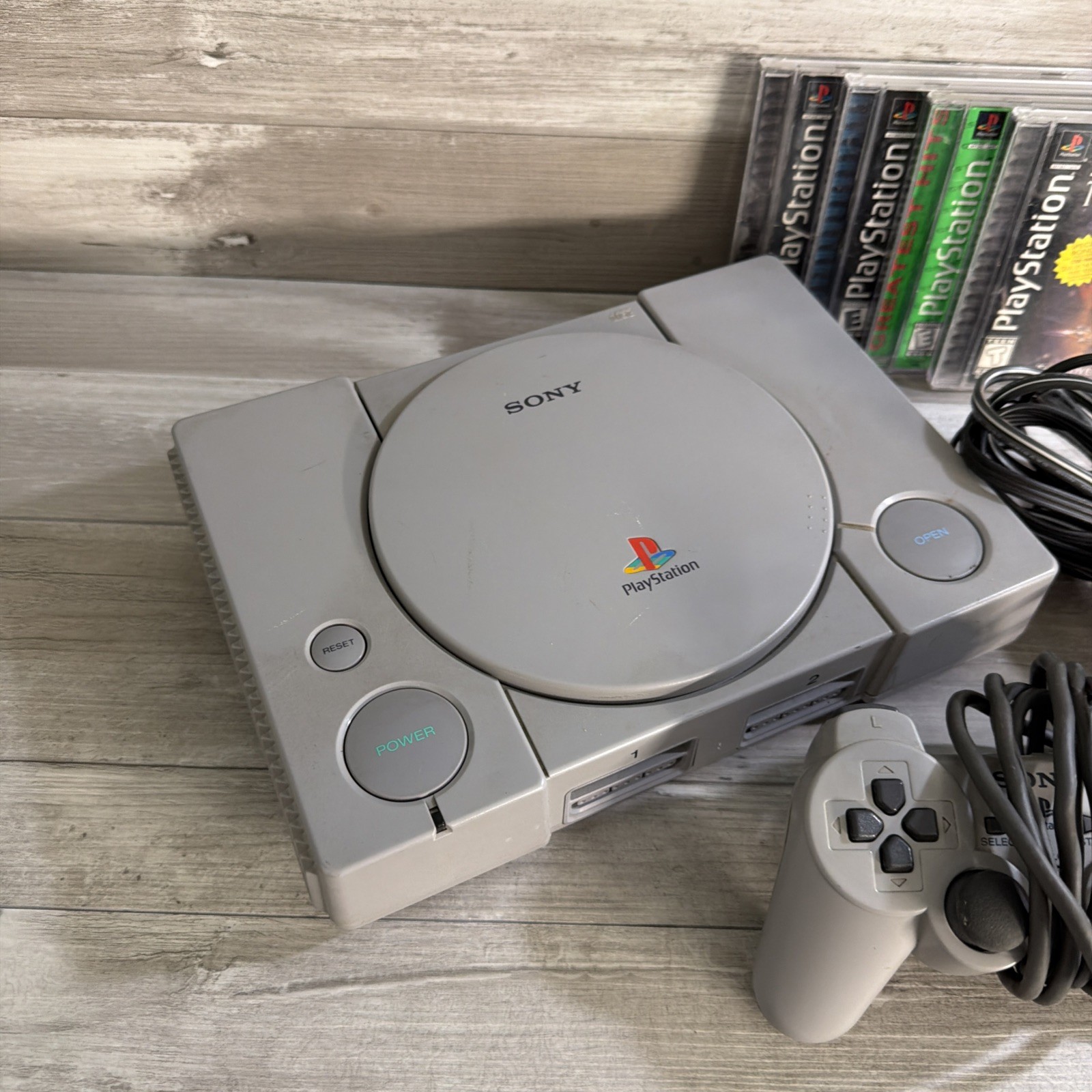 Sony PlayStation 1 Console PS1 SCPH-5501 Console Only Works READ