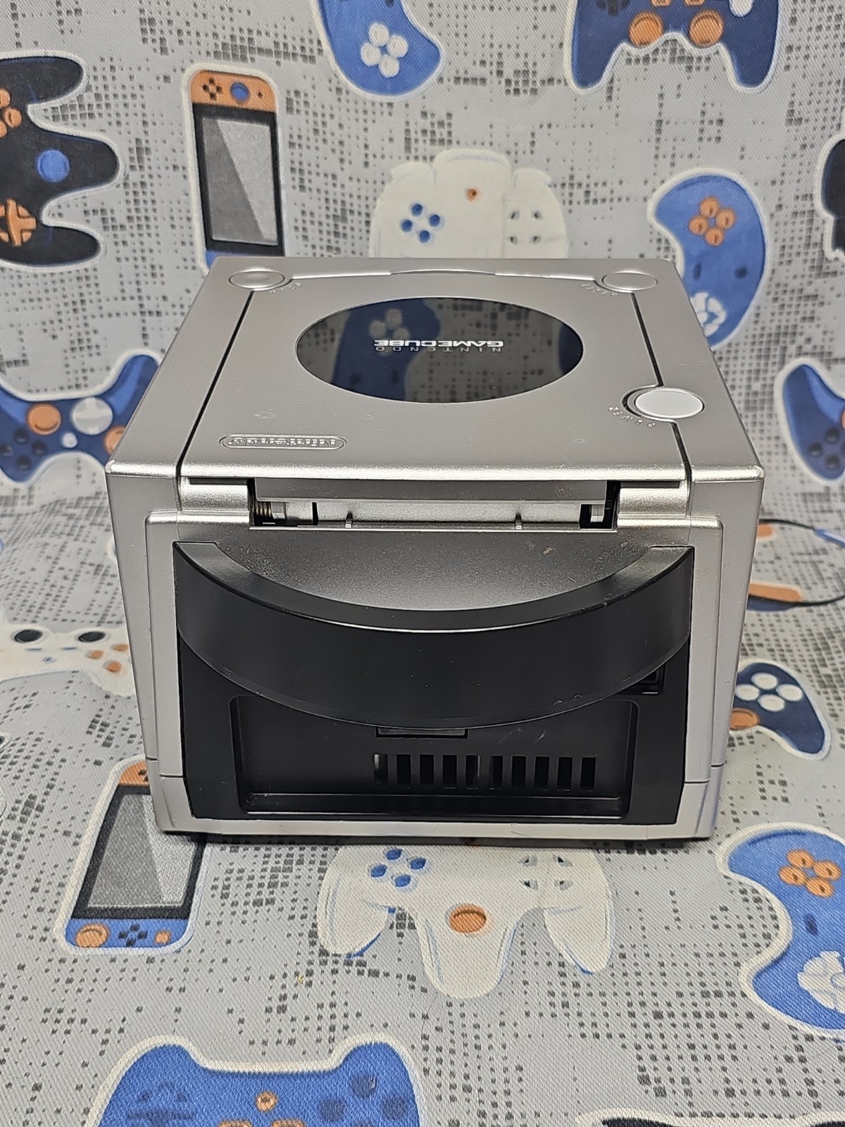 Nintendo GameCube Silver – DOL-101 USA w/Controller & Cords CONDITION TESTED #2