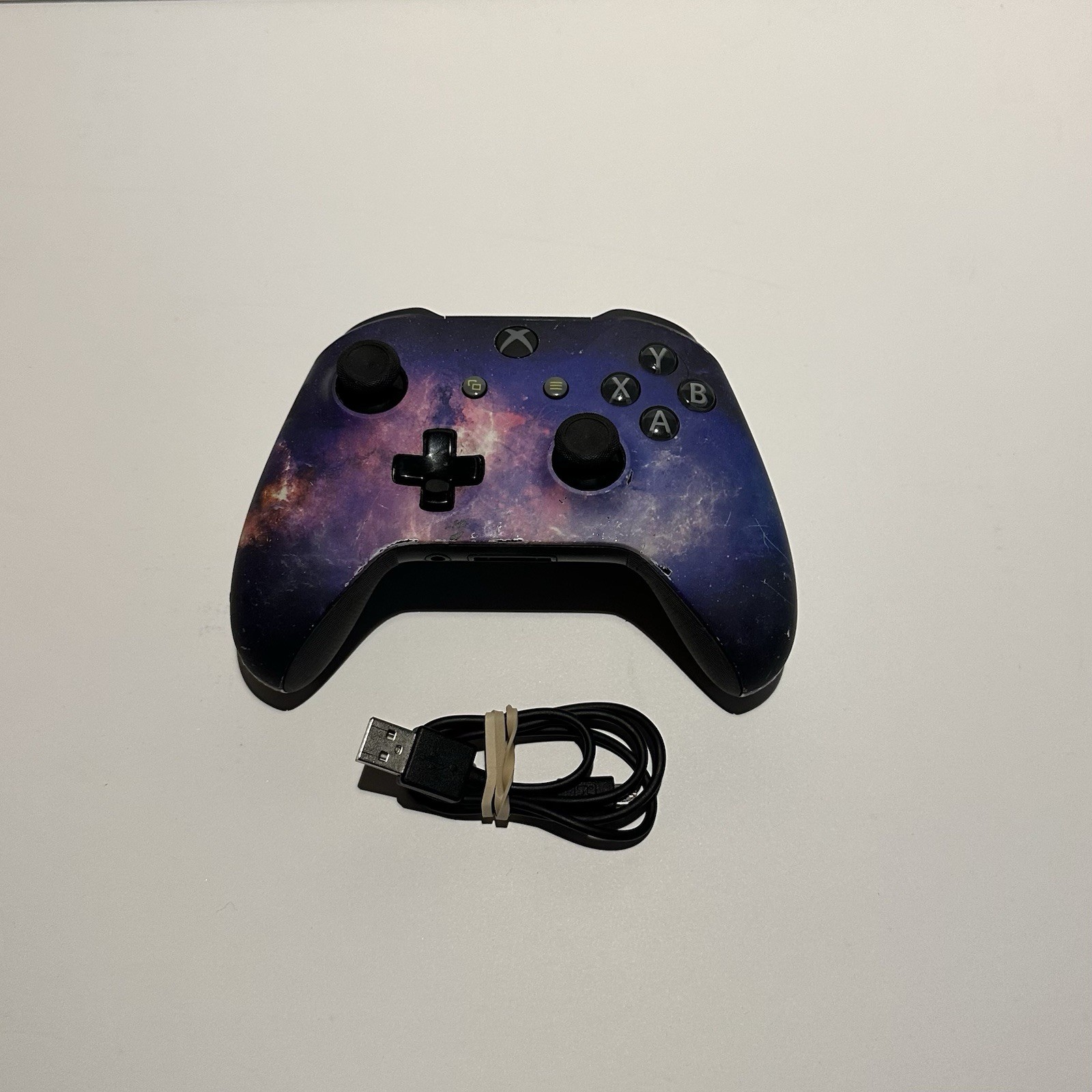Xbox One 500GB Console w/ Cords & Controller Tested Working