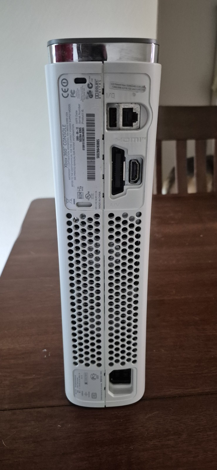 Microsoft Xbox 360 Console 250GB HDD White/Gray HDMI Ethernet 1080p