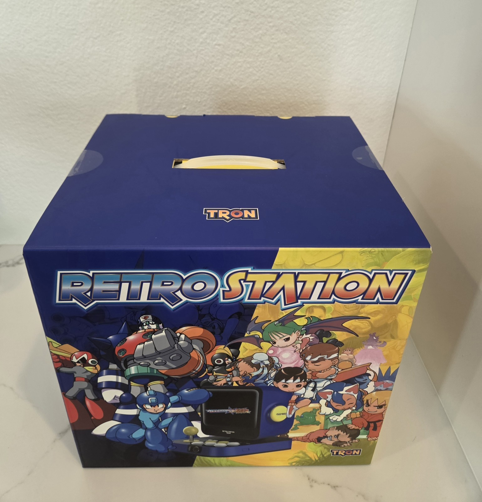 New CAPCOM TRON RETRO STATION Game Console 5 Mega Man And 5 Street Fighters