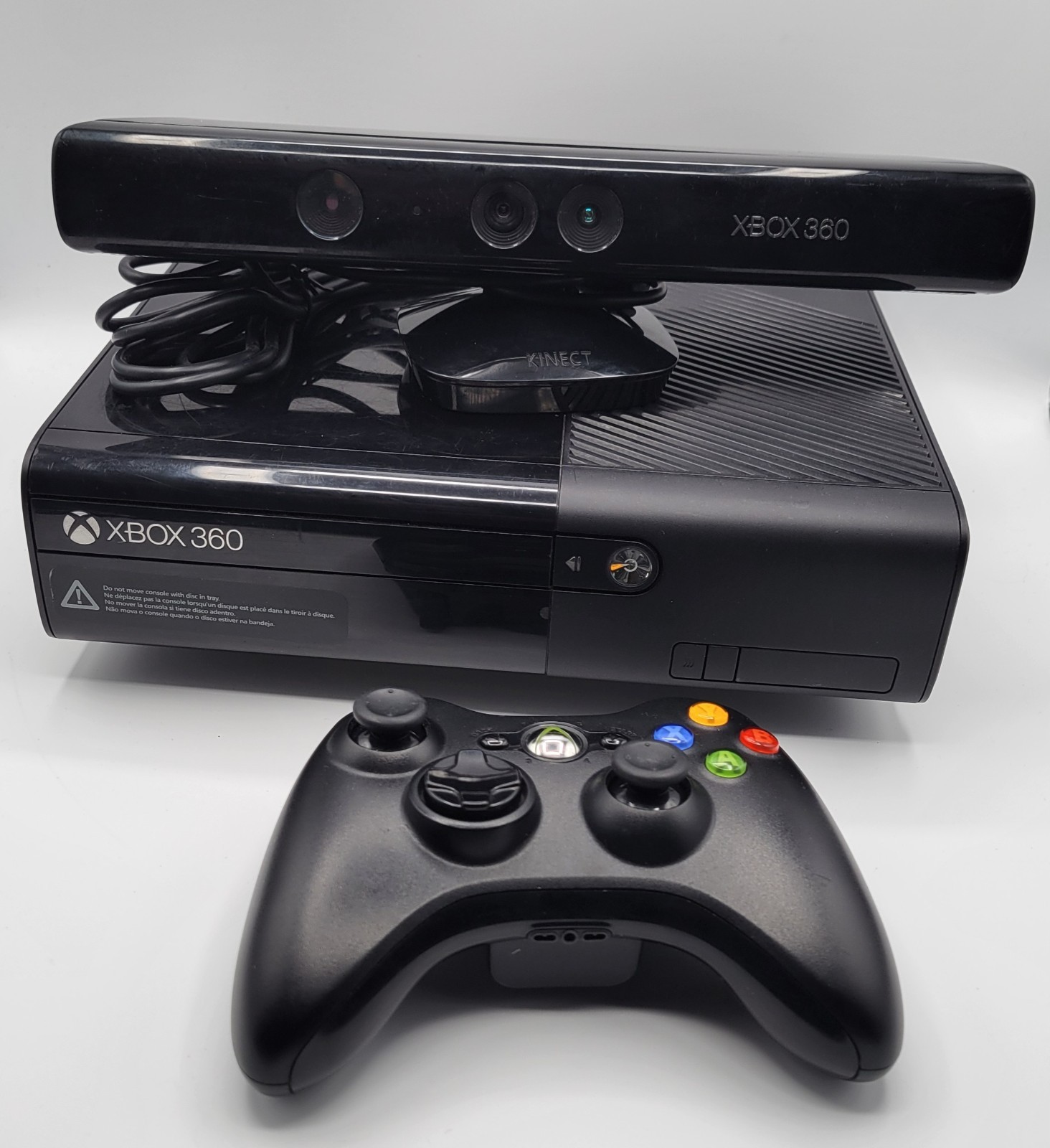 Xbox 360 E Bundle with 15 Games Kinect Controller 250GB TESTED