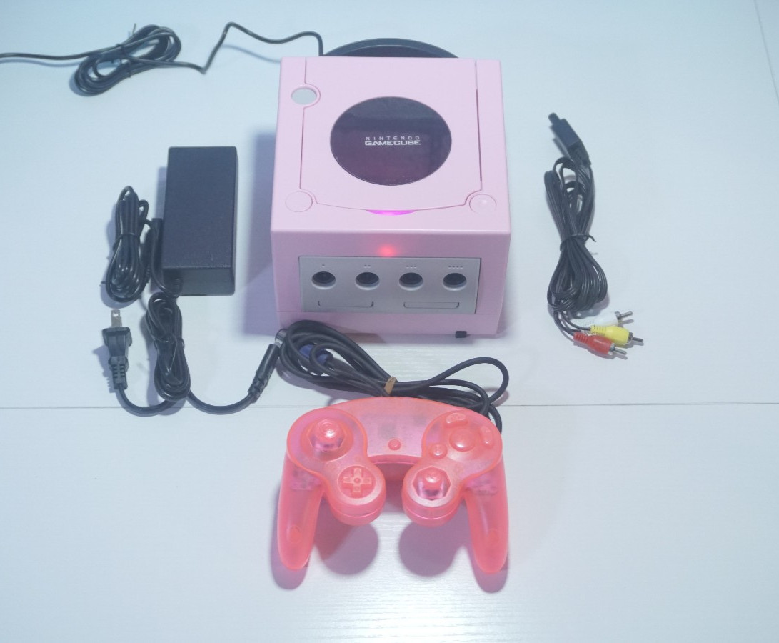 Pastel Pink Nintendo GameCube Console DOL-101 (USA) with Pink LED & Controller