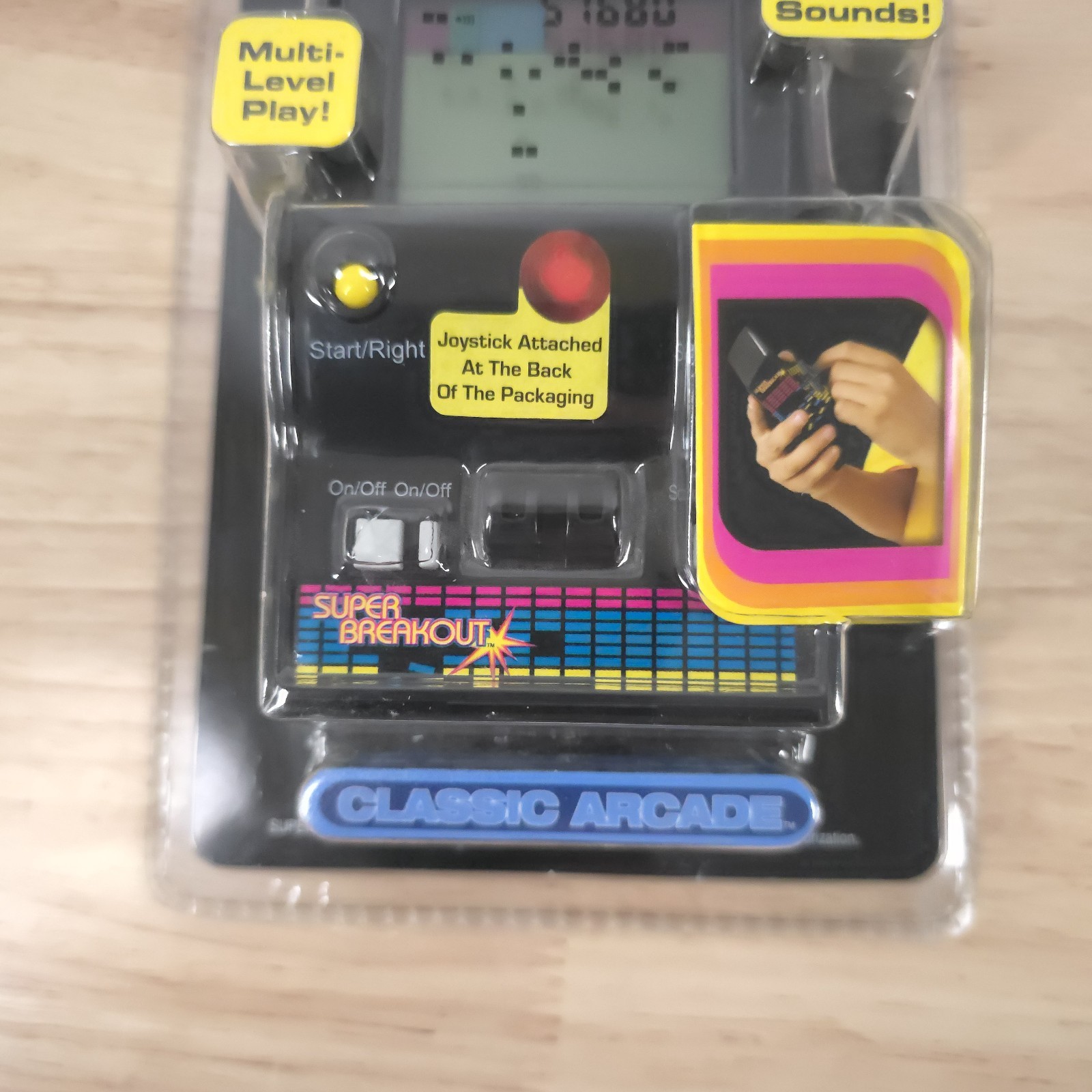 2005 Super Breakout Atari MGA Classic Arcade Electronic Handheld Game – New NIP