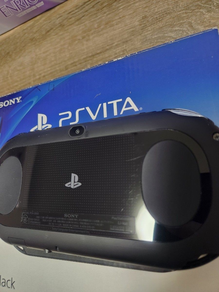 Sony PS Vita Slim PCH-2000 Black CIB w/ Charger & 8GB Memory Card Japan Tested