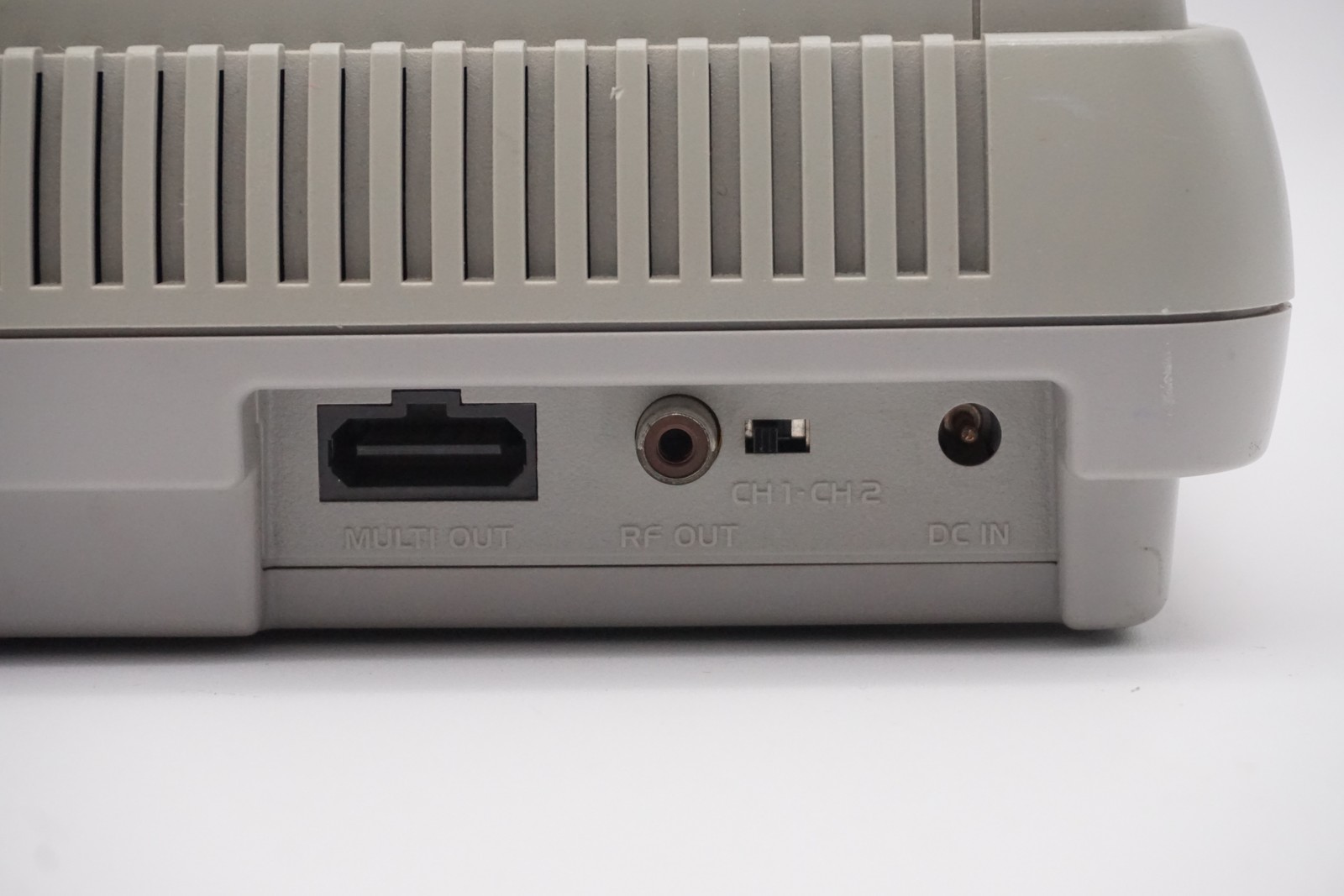 Nintendo Super Famicom Console With 2 Controllers SHVC-001 Tested