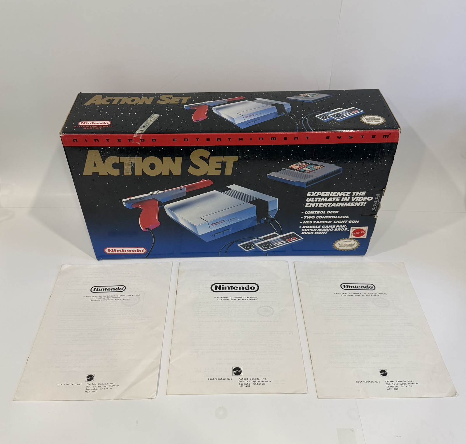 Nintendo NES Action Set CIB Tested Mario Duck Hunt Zapper Mattel Canada