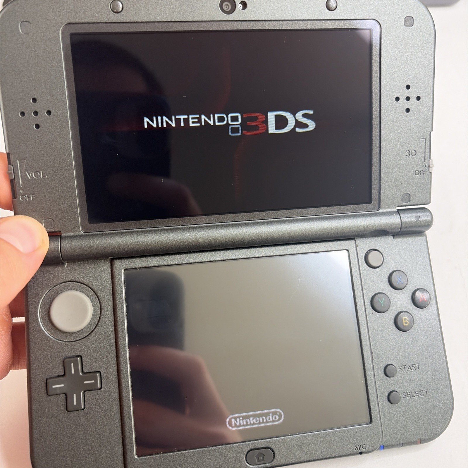 NICE! New Nintendo 3DS XL Gray Black Console Top IPS Charger Stylus US Version