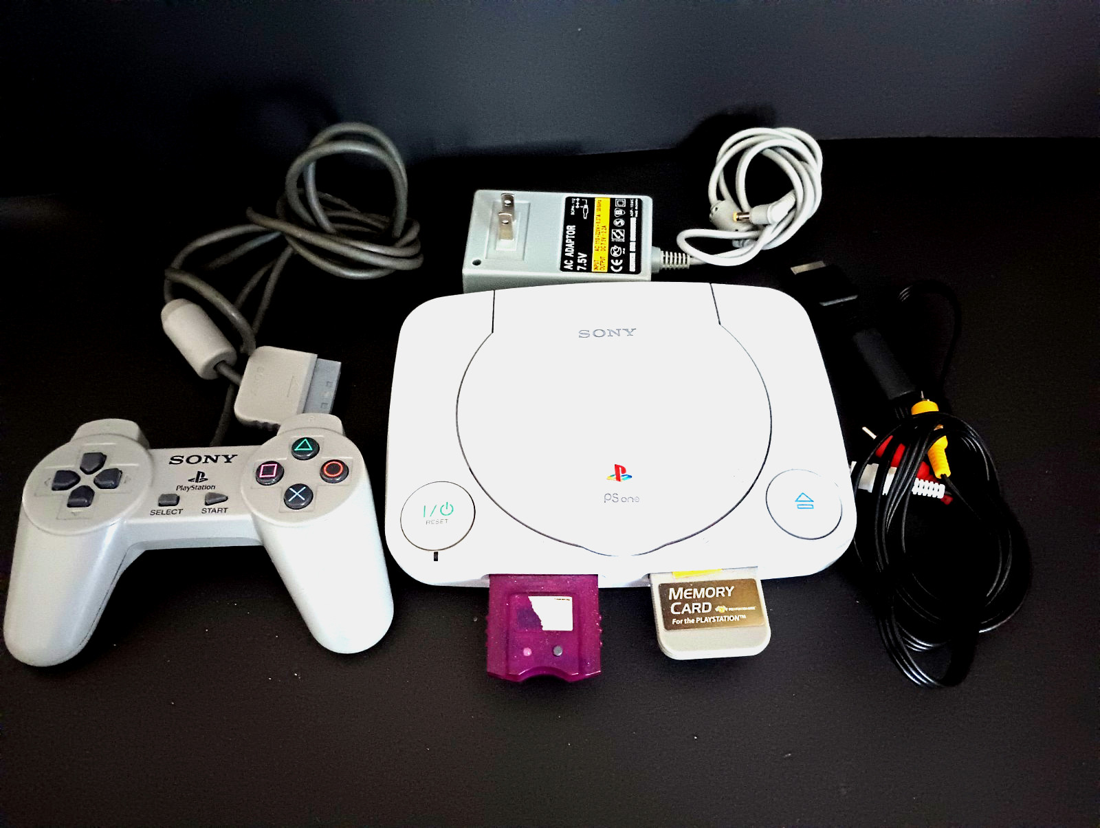 sony playstation 1 console 1 controller 2 memory cards + you don’t know jack