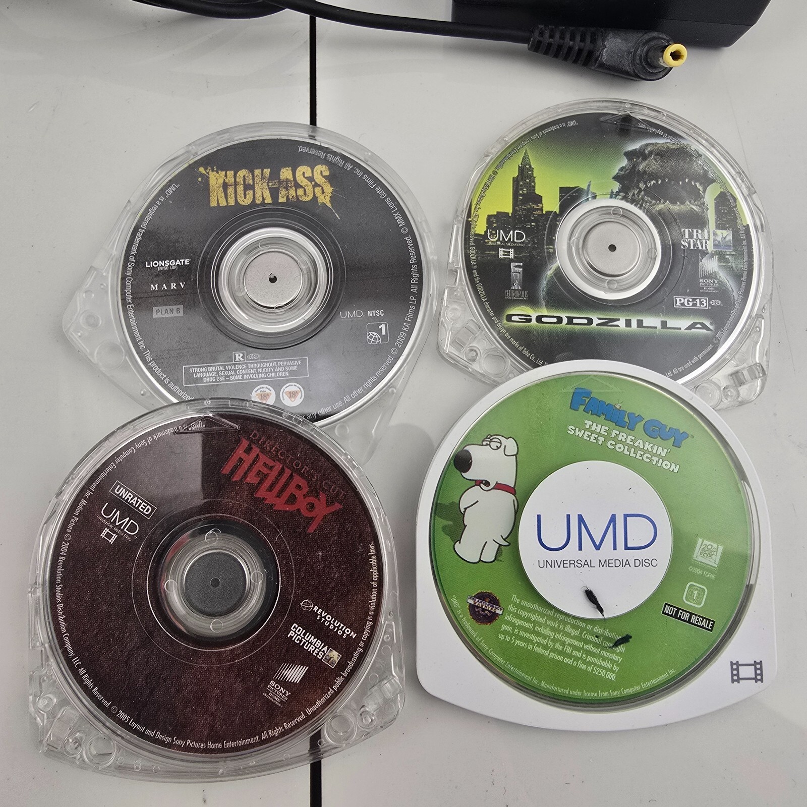 Sony PSP-3001 Playstation Portable Console Bundle – 8 Games/4 Movies, Read!!