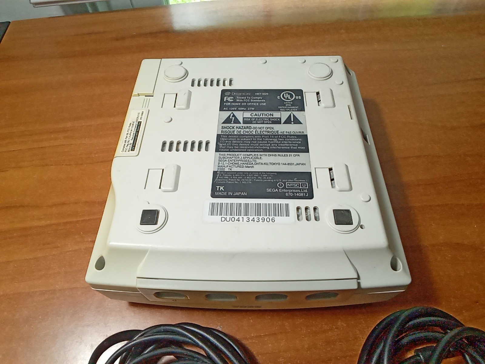 SEGA Dreamcast Console Bundle – White + Cables + Controller *TESTED*