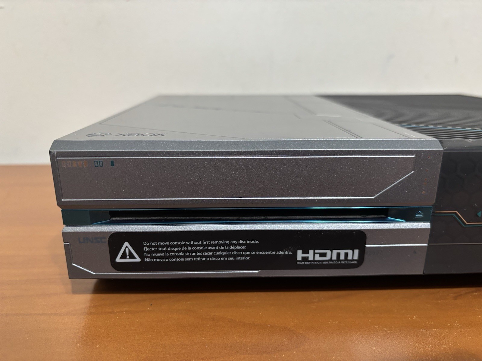 Microsoft Xbox One 1TB Console Halo 5 Guardians Limited Edition