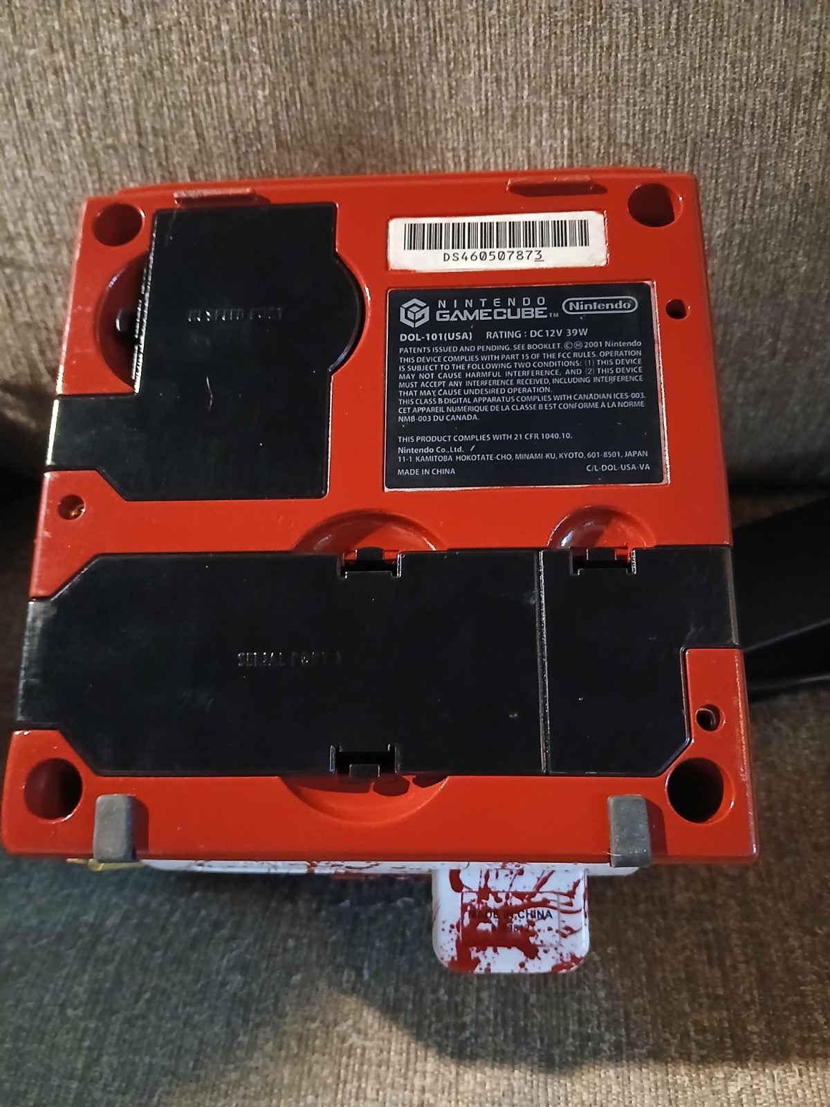 Custom Resident Evil Gamecube. 4 Games, 2 Controllers, Memory Card. See Pictures