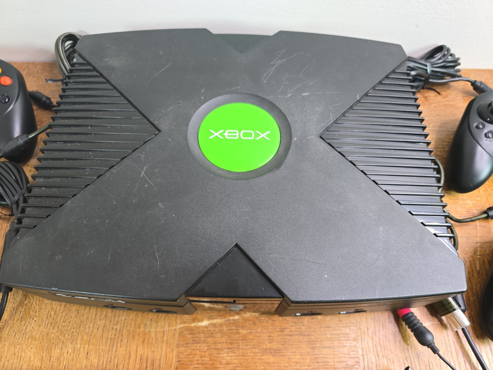 Original Xbox Console Bundle w/ 4 OEM Controllers & Cables & Halo 1&2 – Tested