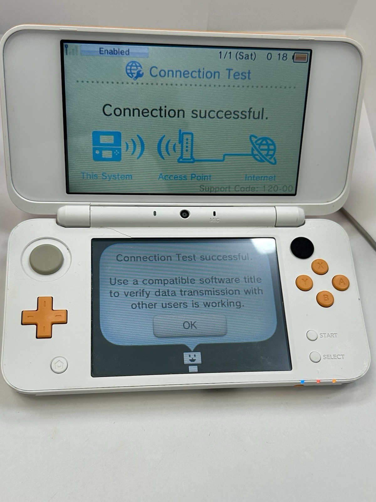 New Nintendo 2DS XL Handheld Game Console JAN-001 White/Orange