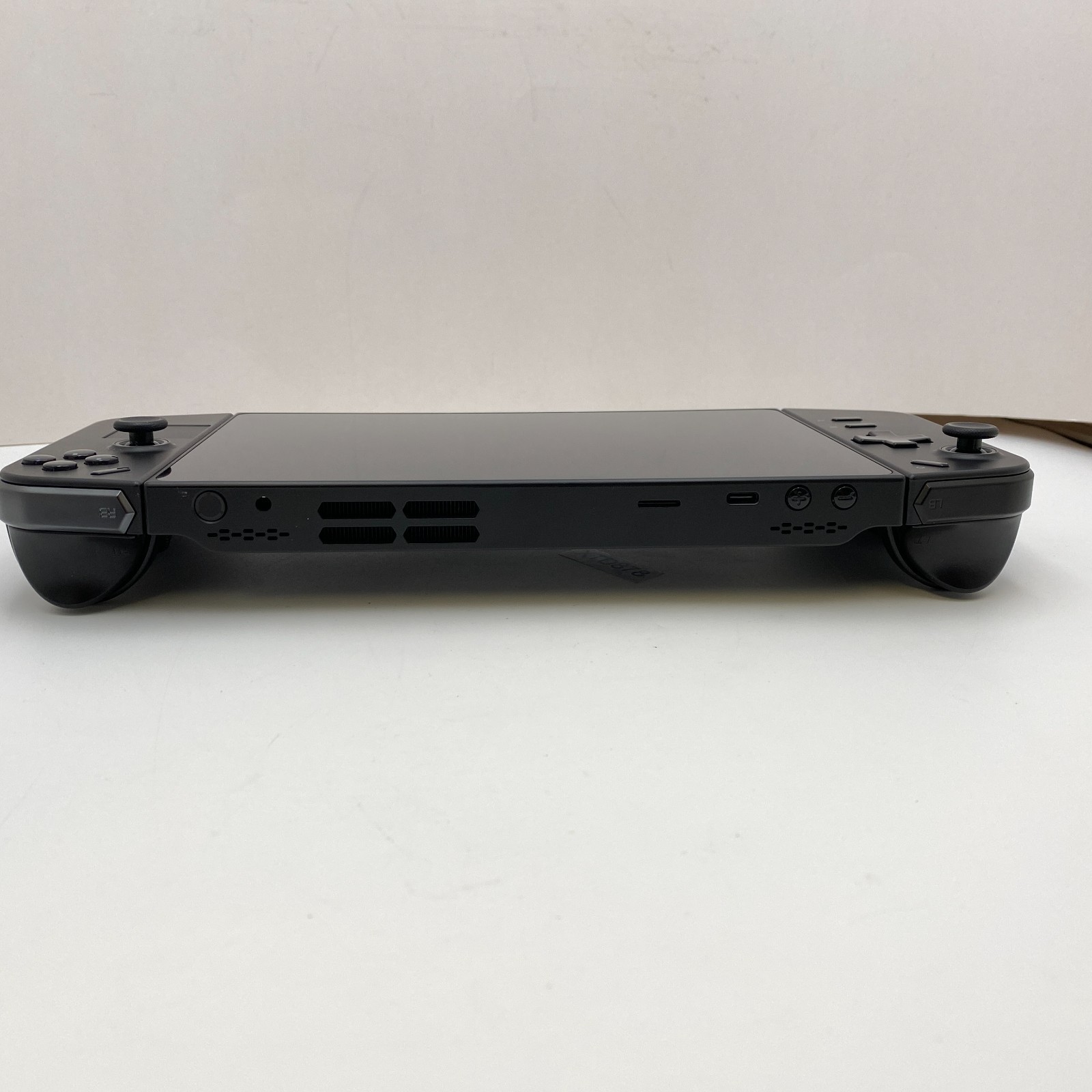 Lenovo Legion Go – 1TB – Black – Handheld Console System – Open Box
