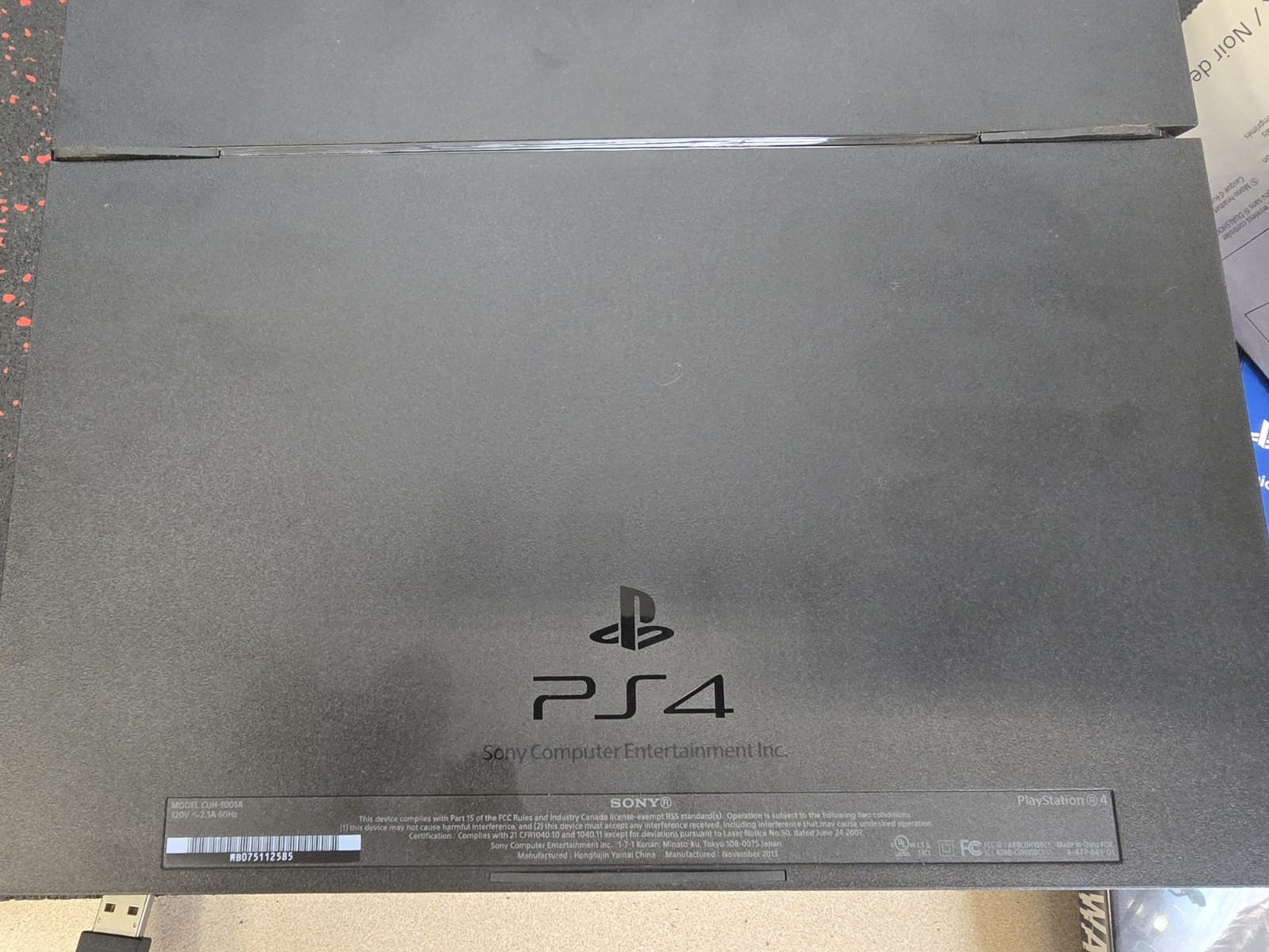 Sony PlayStation 4 500GB Jet Black Console + 2 Controllers & Original Box PS4