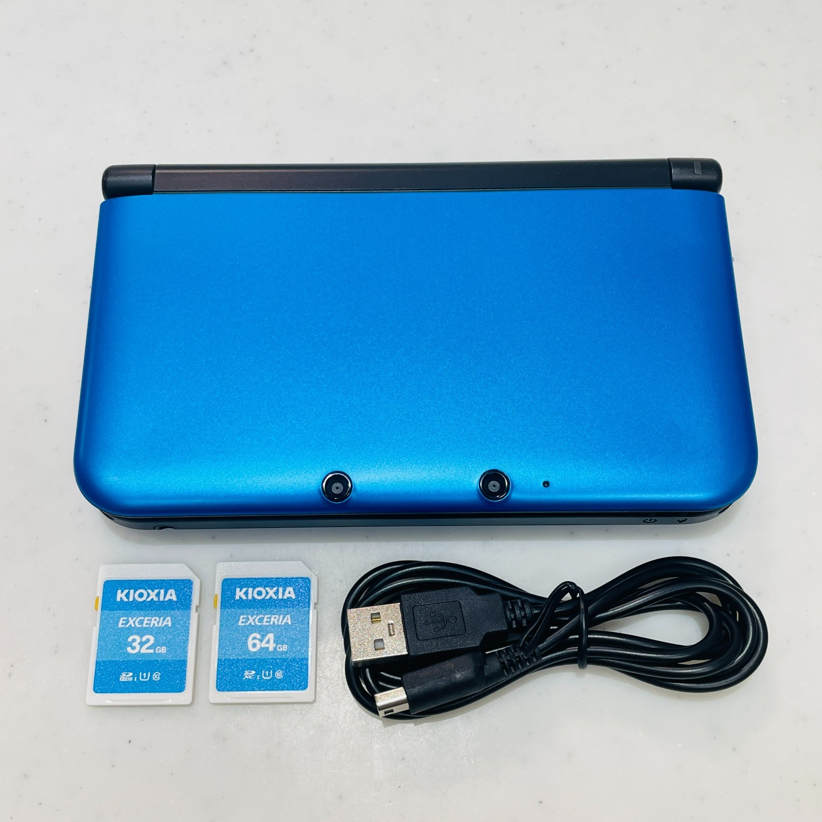 Nintendo 3DS LL XL Blue Black Region Free English Console Tested Charger VG
