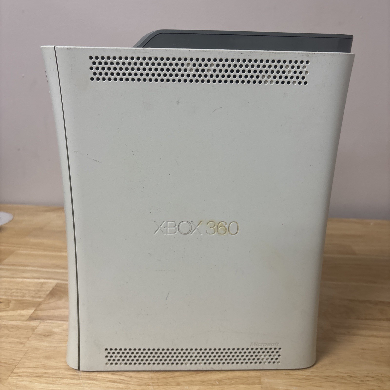 Microsoft Xbox 360 Pro Console System 60GB White READ