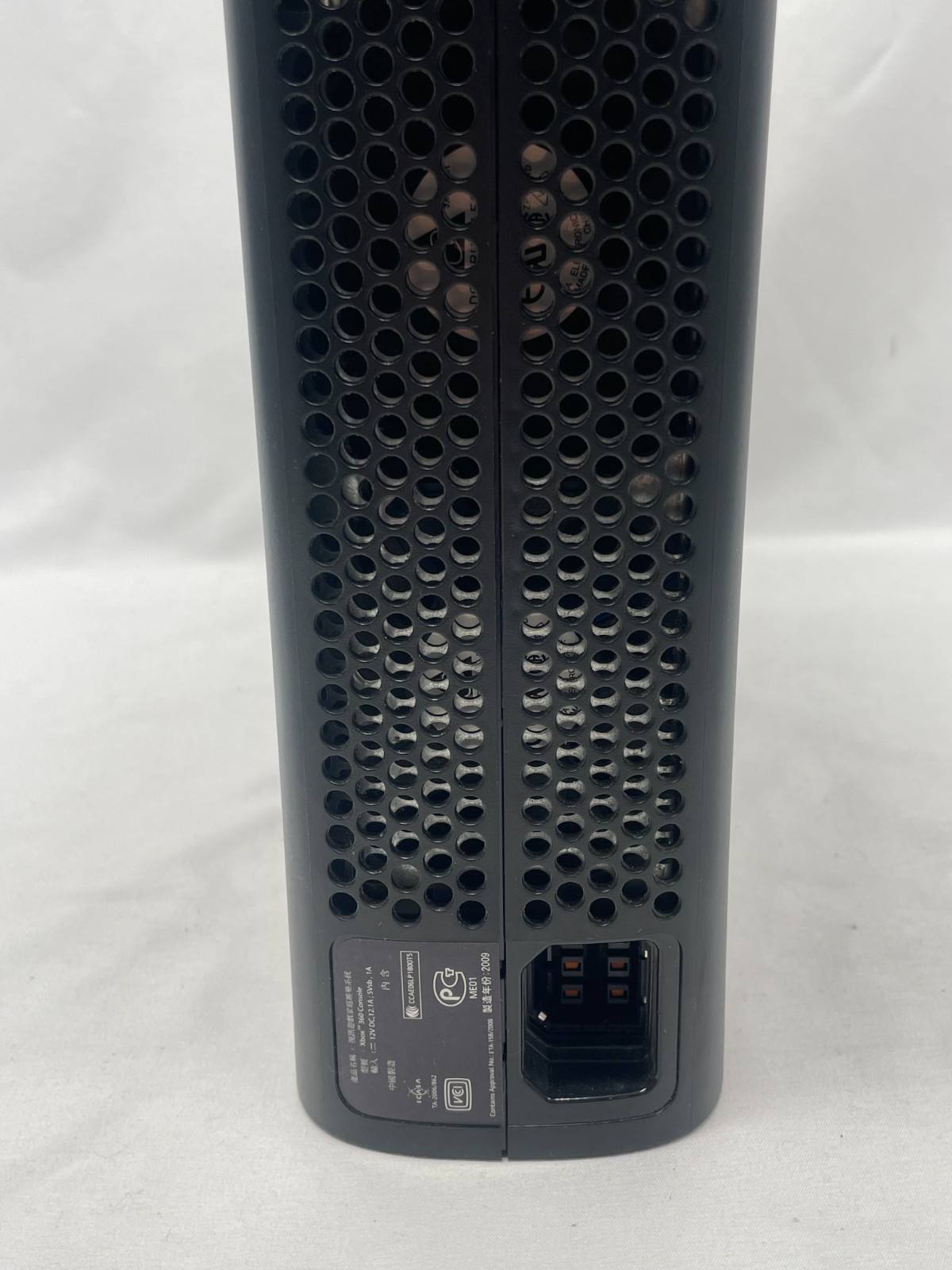 Microsoft Xbox 360 Fat 120GB Hard Drive Console Only No Cables
