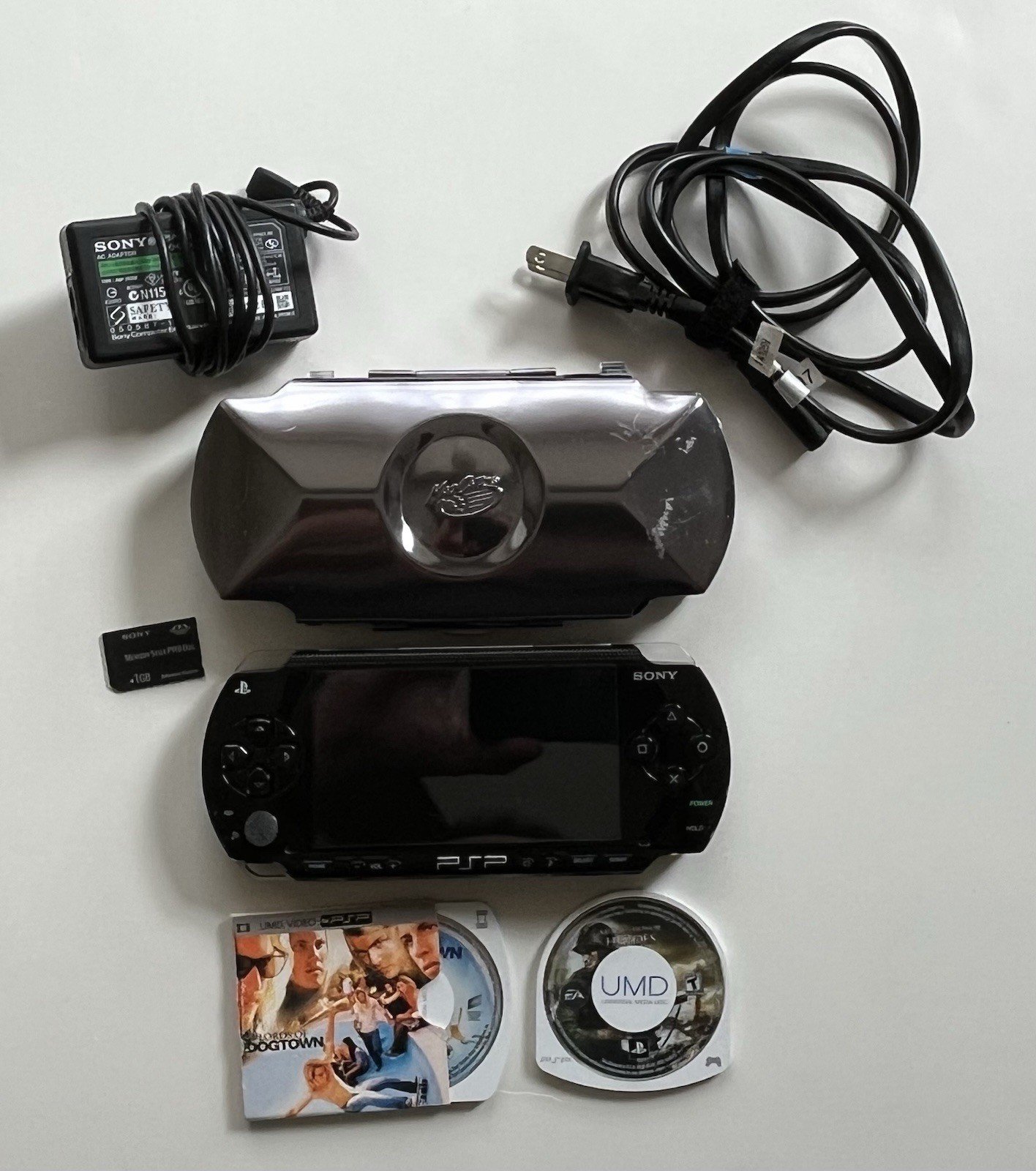 Sony PSP 1001 Handheld Console Black With Accessories TESTED WORKS GREAT 💥💥💥