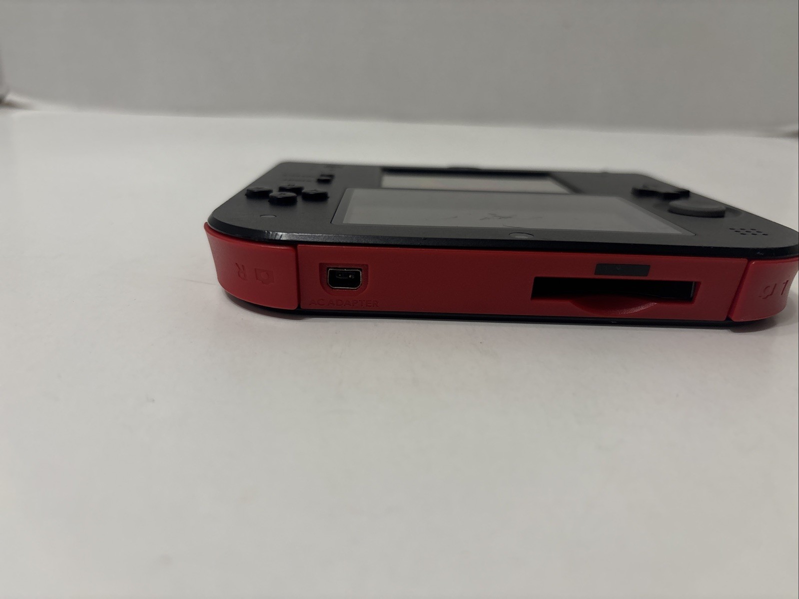 NINTENDO 2DS HANDHELD CONSOLE FTR-001 BLACK / RED WORKING NICE 1 Game & Stylus
