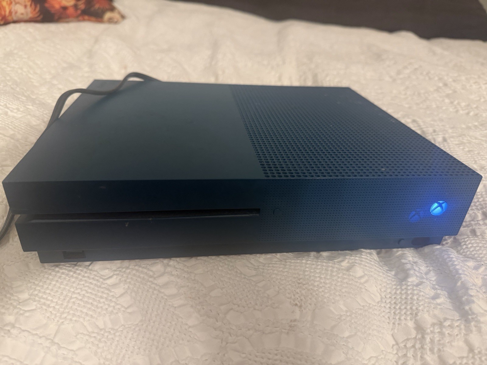 Microsoft Xbox One S Blue Console 500GB 4K Wi-Fi HDMI USB Ethernet LEGO Batman 3