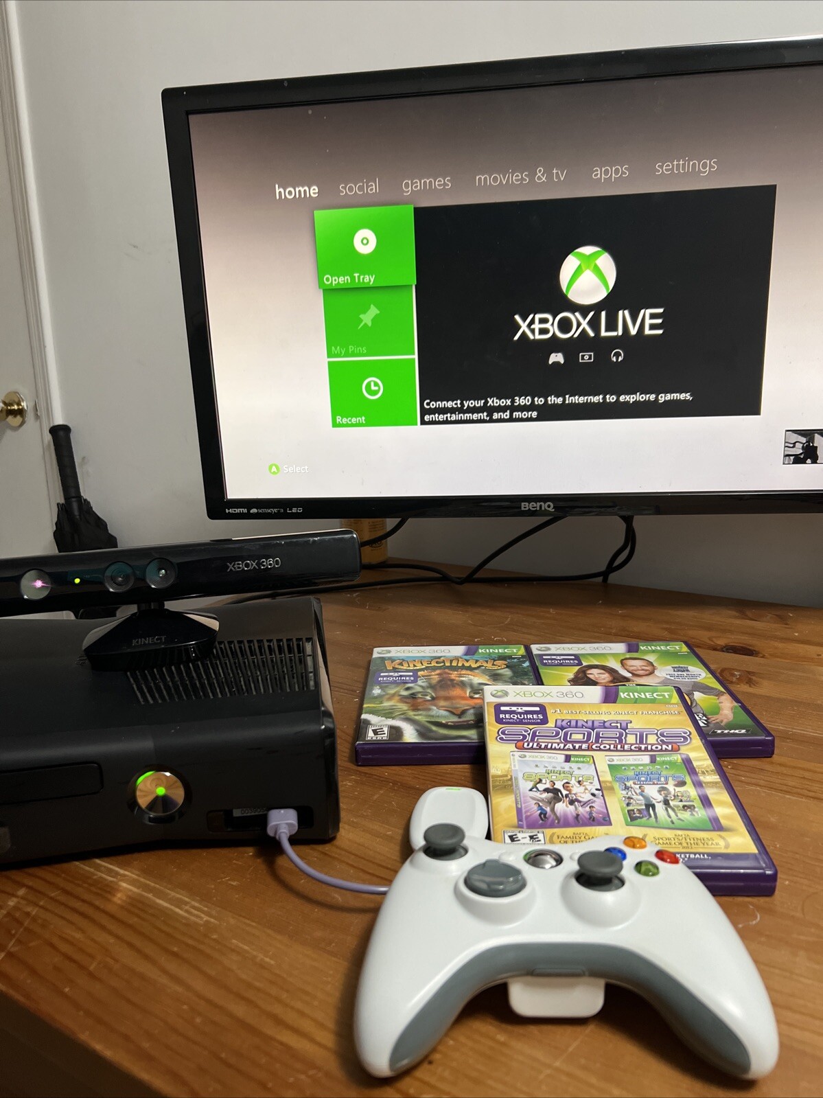 Microsoft Xbox 360 S Gaming Console and Kinect and Games- Black