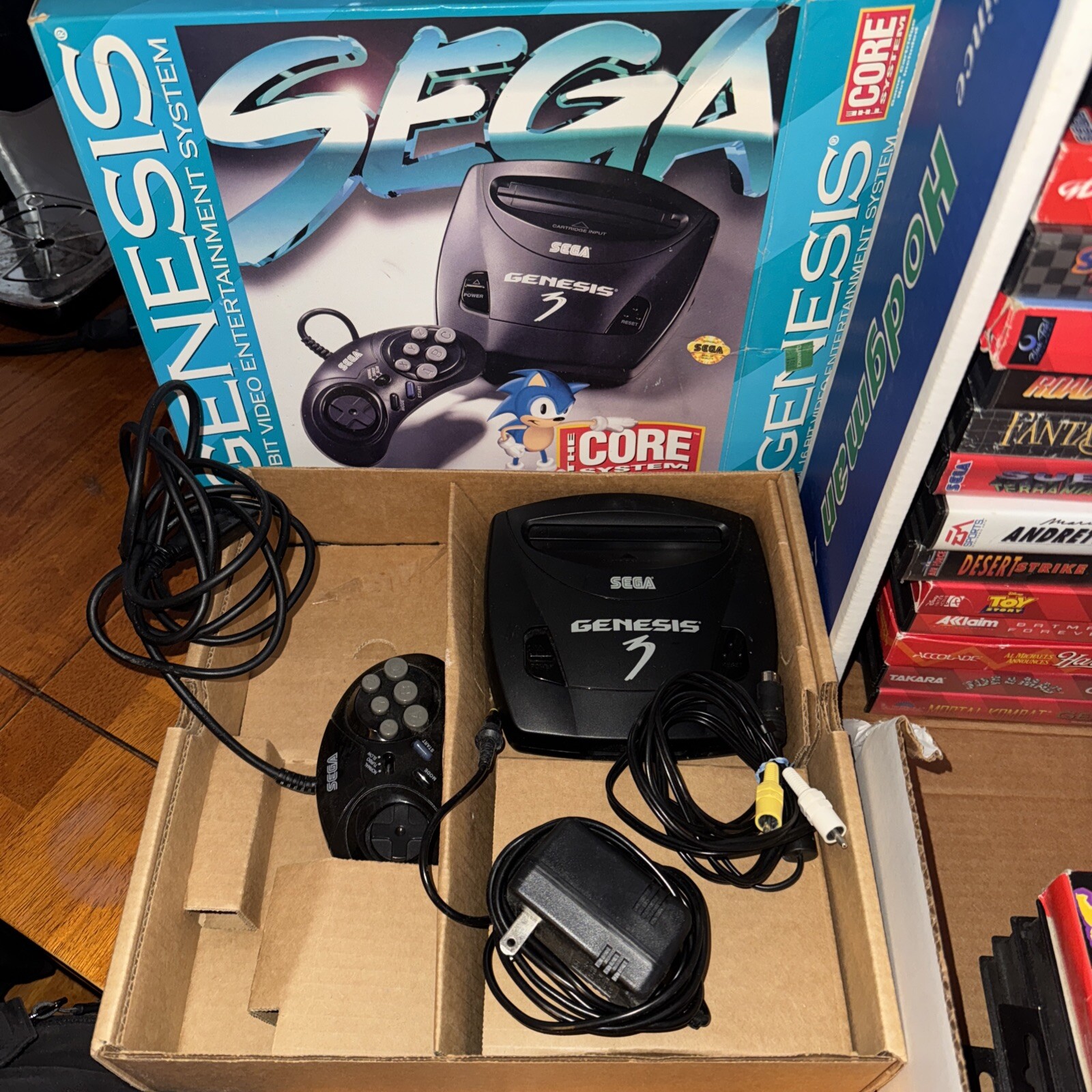 SEGA Genesis Model 3 Core Boxed System Bundle 26 Games Sonic2 Joe & Mac ++++