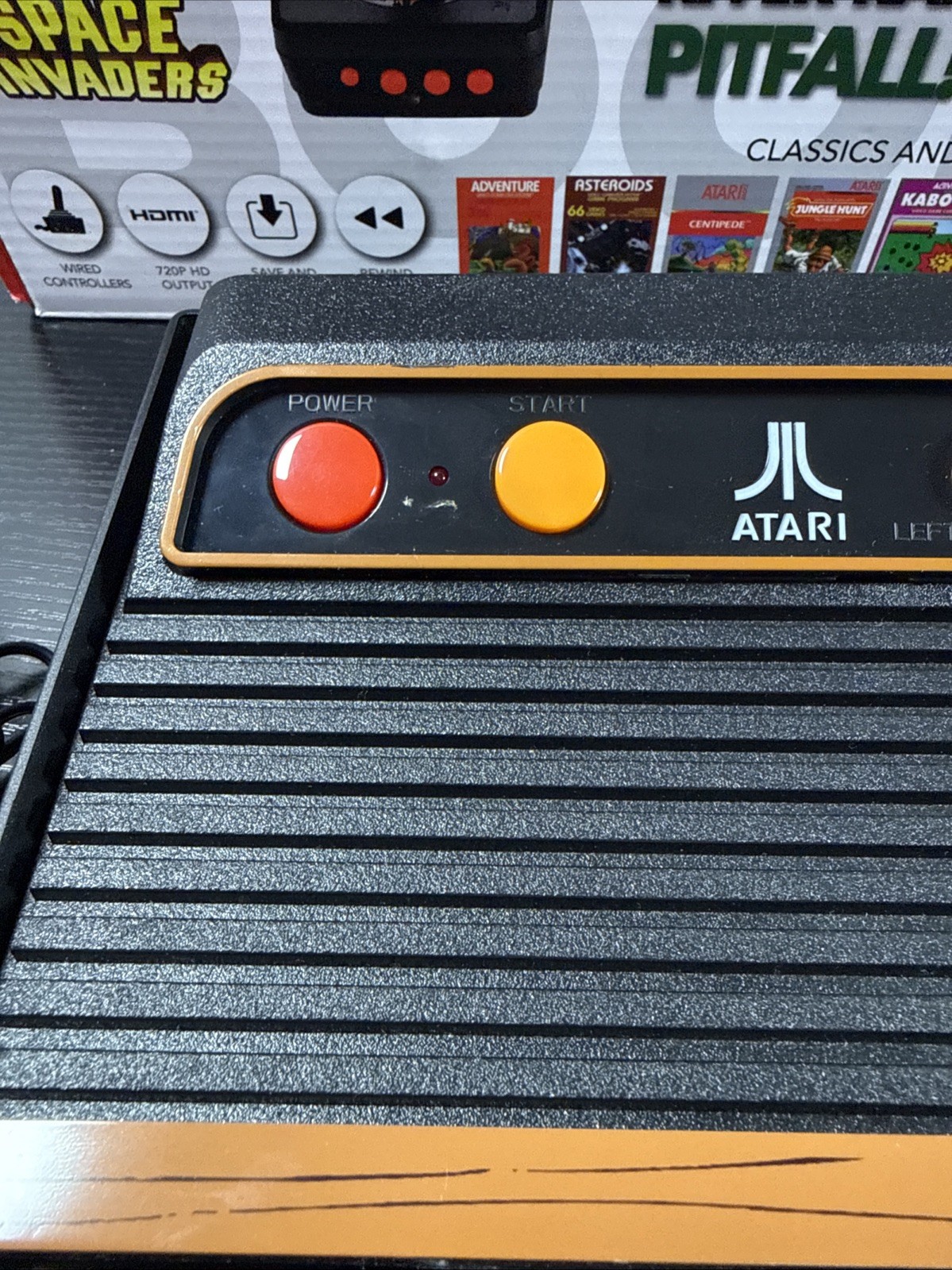 Atari Flashback 9 HDMI Retro Console 110 Built-in Games 2 Controllers