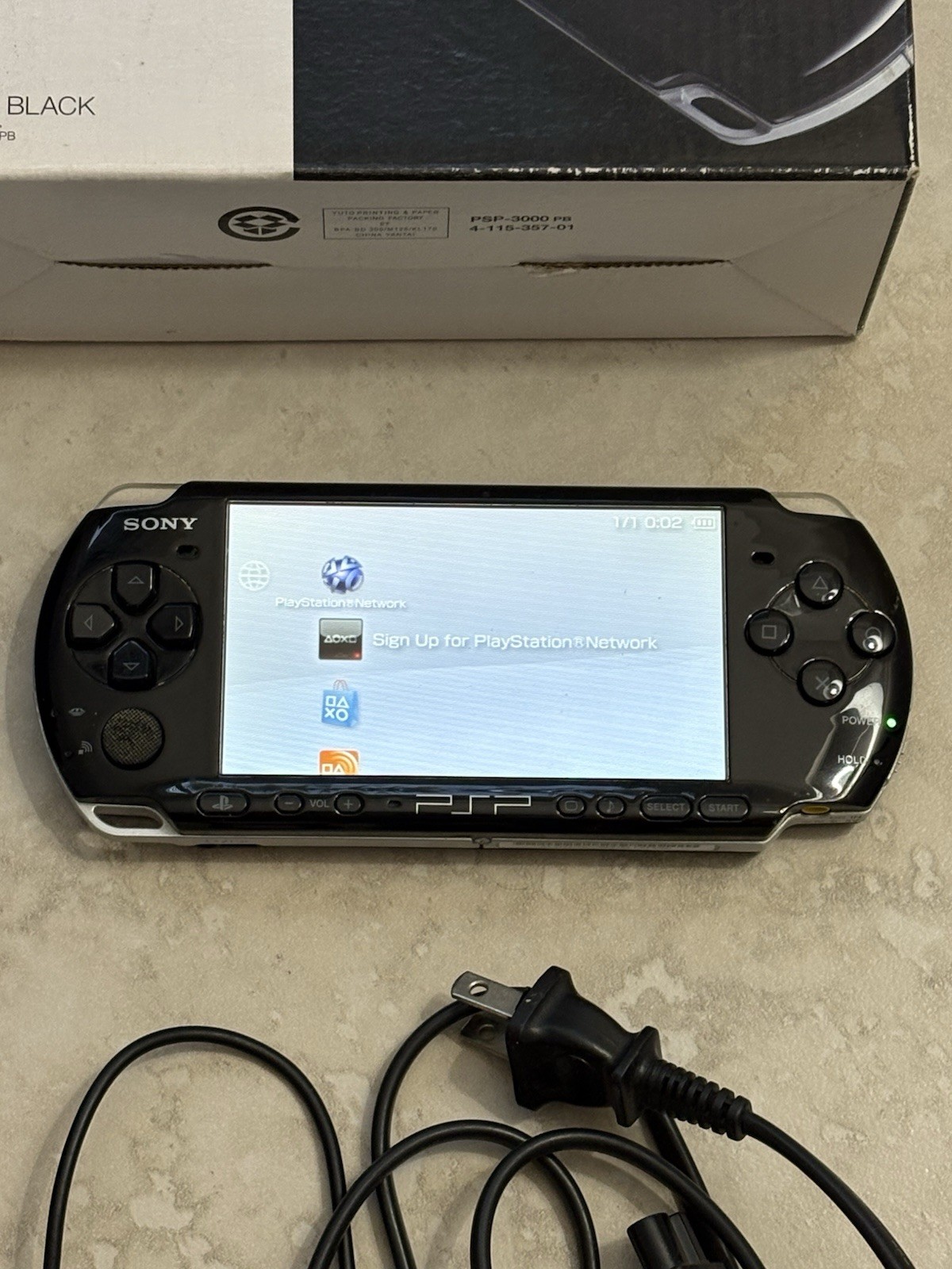 Sony PSP-3000 Console Piano Black Complete in box Region free – Very Good