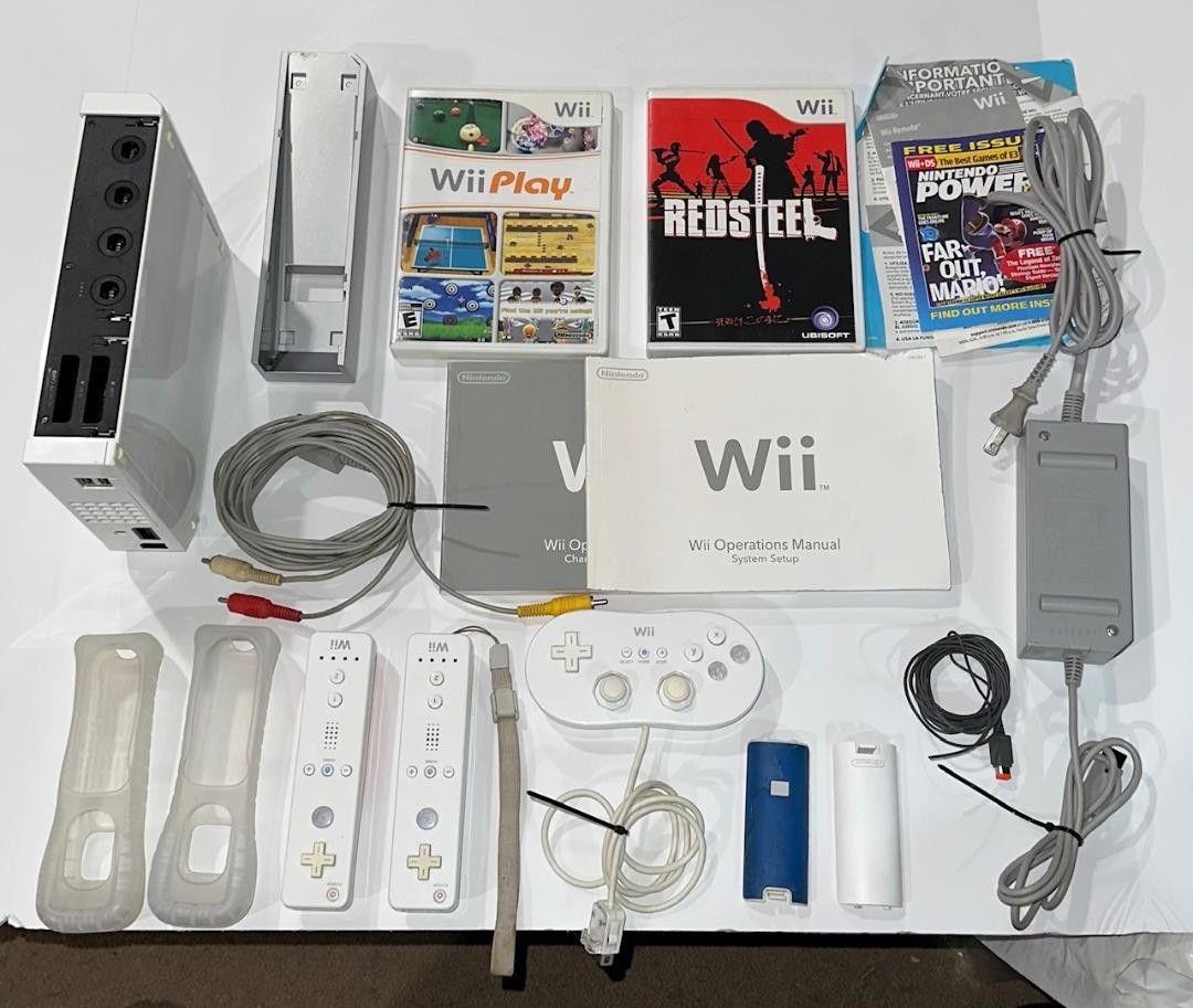 Nintendo Wii Console RVL-001 USA Games Controllers 003 / 005 – Check It Out!