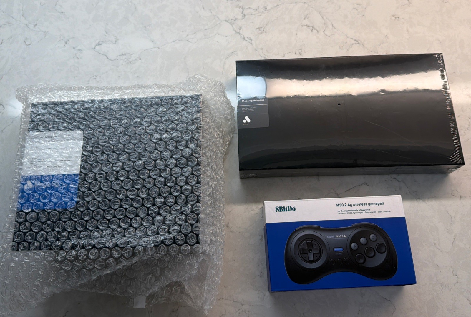 Analogue Mega SG (USA) + Mega SG Adapter Set + M30 2.4ghz Controller- NEW MINT