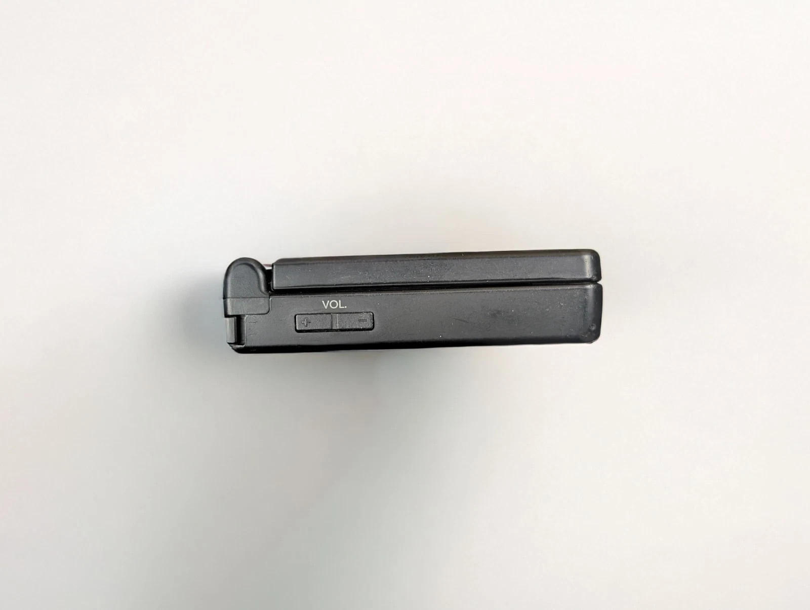 Nintendo DSi Matte Black Console (Japan) – Region Free w/ Charger & 4GB SD Card