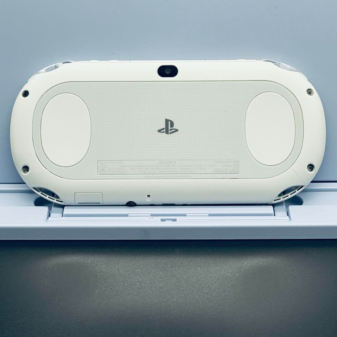 SONY PS VITA PCH-2000 White Playstation Working Tested