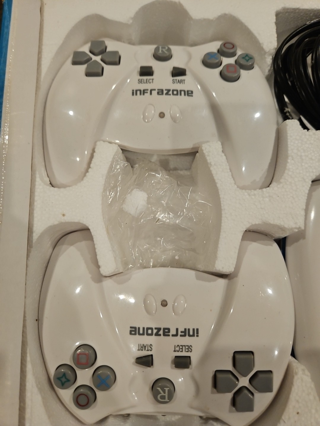 InfraZone 2008 Wireless Solution Home Console Wireless Gaming White Blue 16 Bit