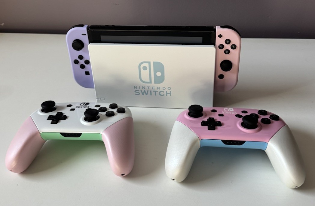Nintendo Switch Original HAC-001(-01) 32GB Console w/ Extras – Custom ColorWare