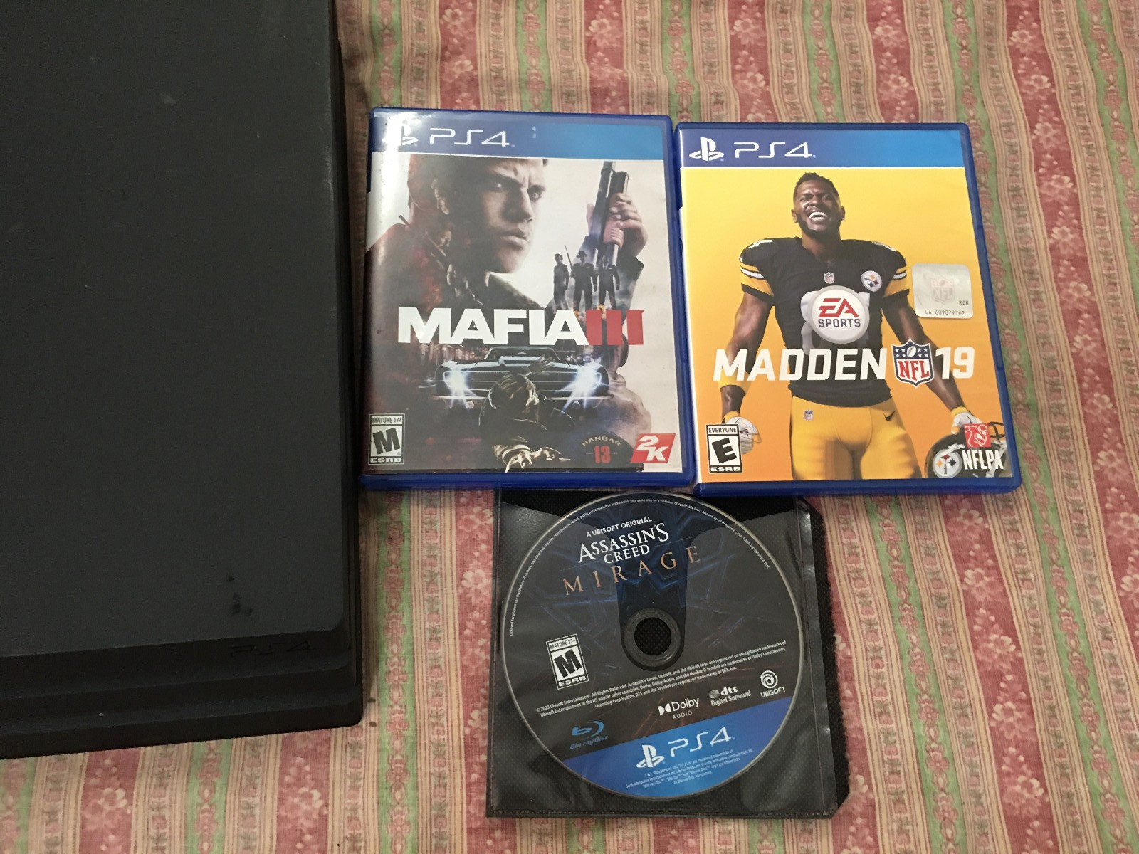 Sony PlayStation 4 PS4 Pro 1Tb system bundle