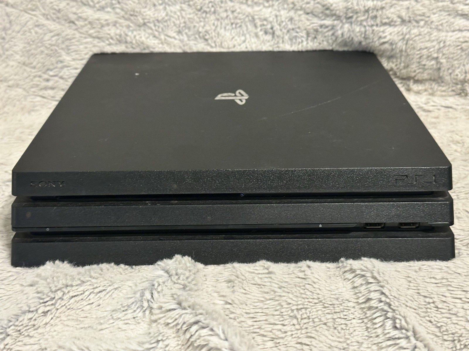 Sony PlayStation 4 Pro 1TB Black (CONSOLE ONLY) CUH-7215B – Tested & Working